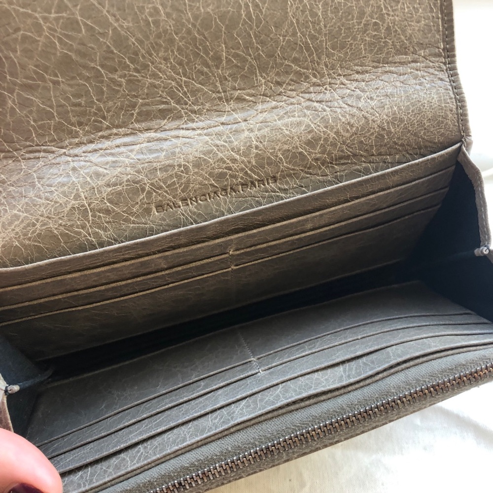 Balenciaga Classic Continental Zip-Around Wallet - Picture 5 of 6